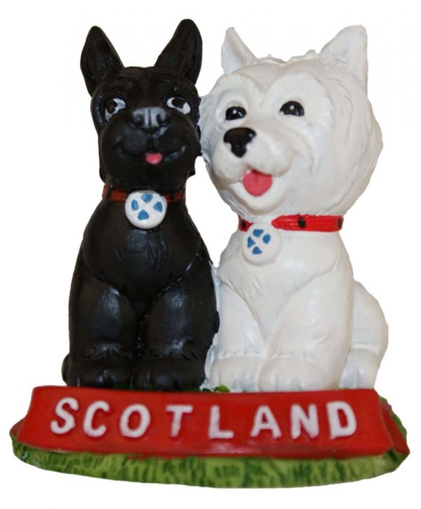 1521 Resin Figurine - Dogs